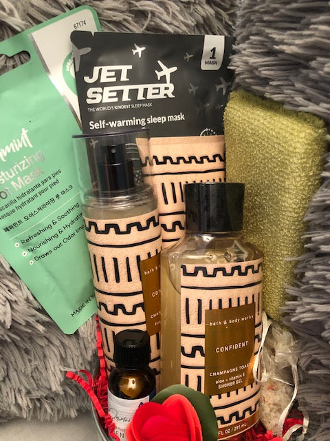 Bath and Body Works 10 Piece Self Care Gift Set Honeysuckle and Peach Spritz Champagne Toast Face/Foot Masks **Limited Time-FREE GIFT**