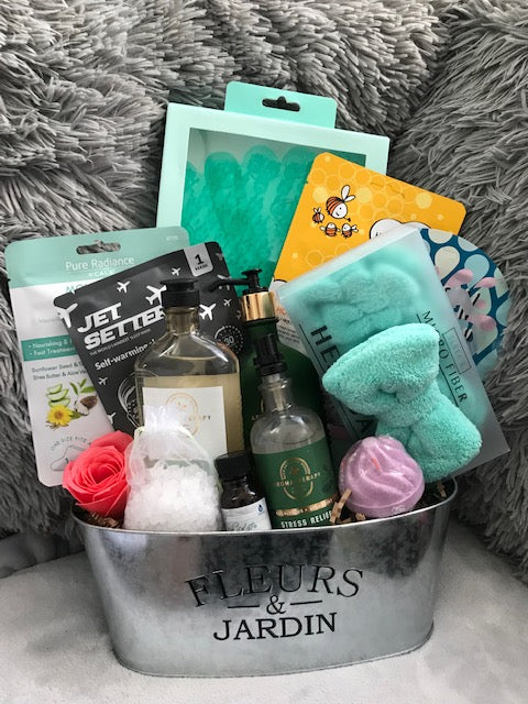 Bath and Body Works Pamper Me Gift Set Lotion Shower Gel Oil Mist Body Wash Foam Bath Gel Foot Scrubber Face Masks