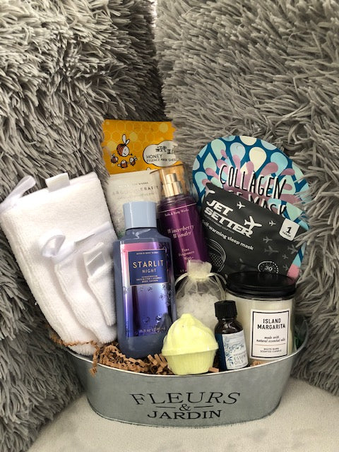 Bath and Body Works Spa Candle Gift Set 14 piece Body Cream/Lotion Candle Steam Mask Face Sheet Mask Bath Mitts Bath Bomb Salt Essential Oil