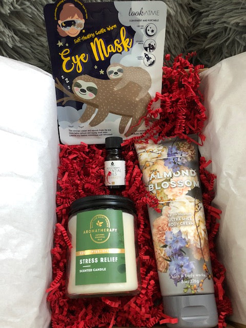 Bath and Body Works Single Wick Candle Lotion Gift Set Eucalyptus Spearmint Stress Relief candle Almond Blossom Body Cream Peach Bellini Candle/Almond Blossom Body Cream**Limited Time - FREE Gift***